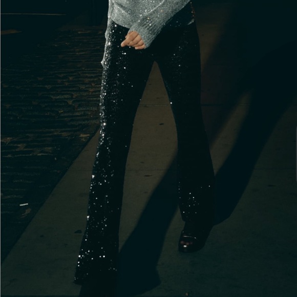 Flared Sequin Leggings - Picture 2 of 4